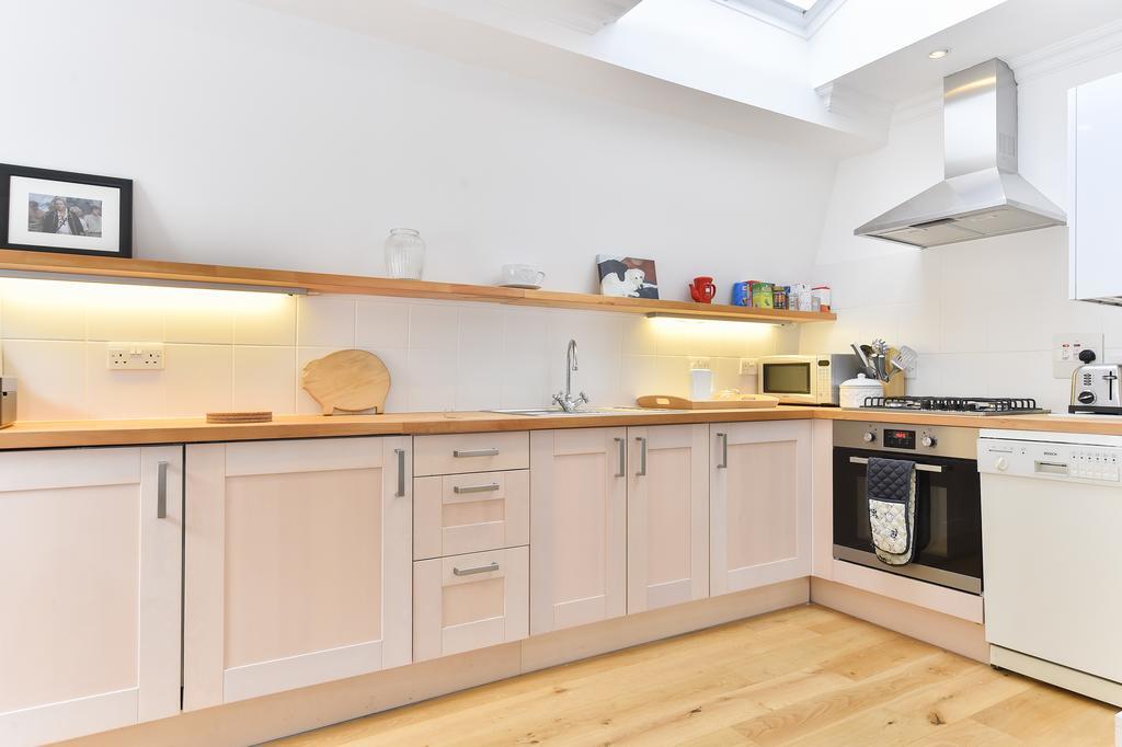 Apartmán Charming Flat Near Earl'S Court Station, 4 Guests Londýn Exteriér fotografie