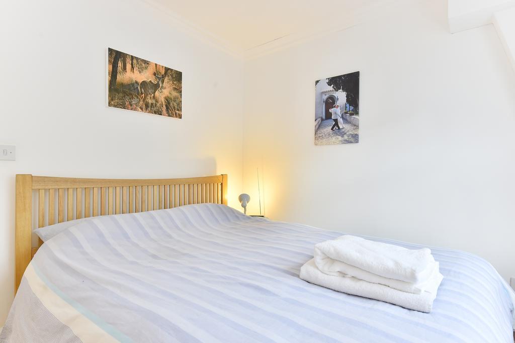 Apartmán Charming Flat Near Earl'S Court Station, 4 Guests Londýn Exteriér fotografie